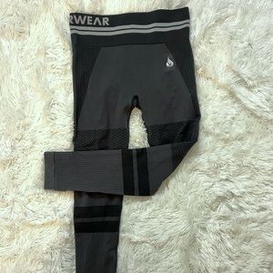 Ryderwear Freestyle seamless leggings, black, size small